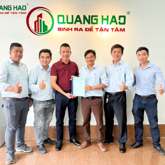 KÝ KẾT HỢP ĐỒNG XÂY DỰNG NHÀ ANH ĐẠT QUẬN 2