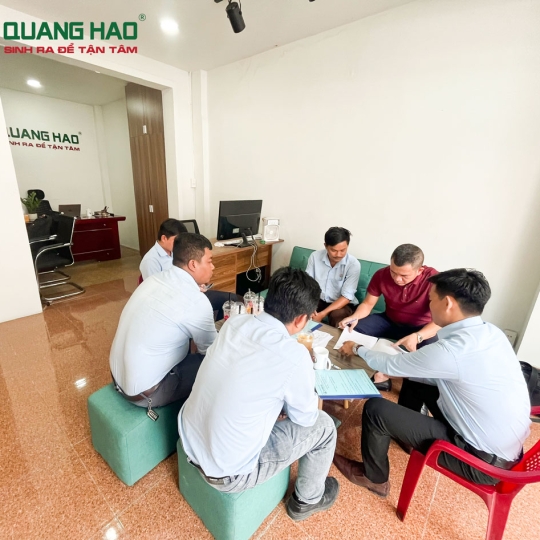 KÝ KẾT HỢP ĐỒNG XÂY DỰNG NHÀ ANH ĐẠT QUẬN 2