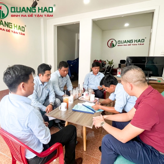 KÝ KẾT HỢP ĐỒNG XÂY DỰNG NHÀ ANH ĐẠT QUẬN 2