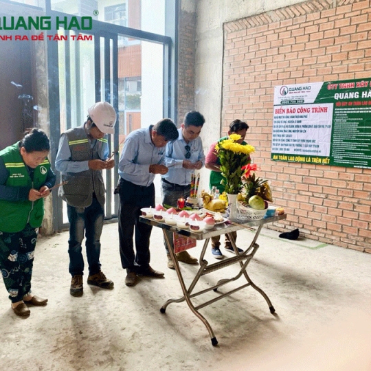KÝ KẾT HỢP ĐỒNG XÂY DỰNG VÀ KHỞI CÔNG NHÀ ANH DANH