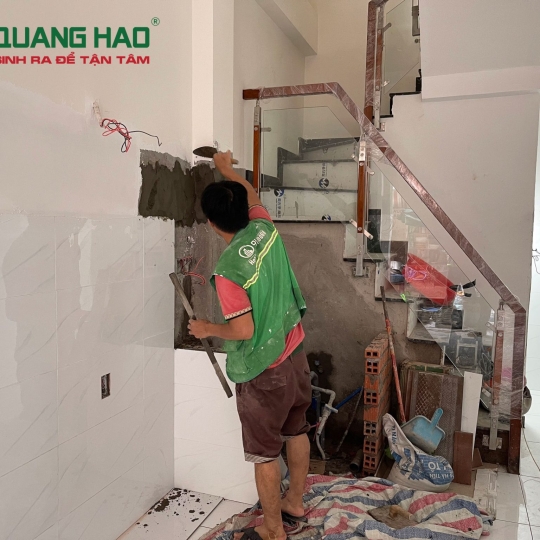 THI CÔNG HOÀN THIỆN NHÀ ANH CHUYÊN QUẬN 3