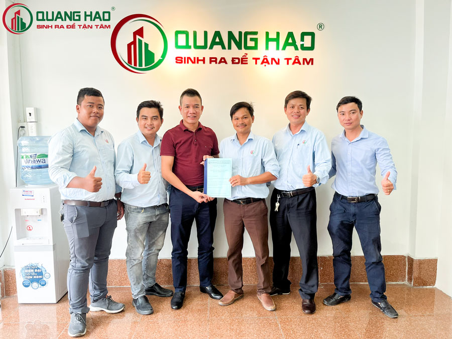 Xây Dựng Quang Hào ký hợp đồng xây mới nhà ở Anh Đạt Quận 2