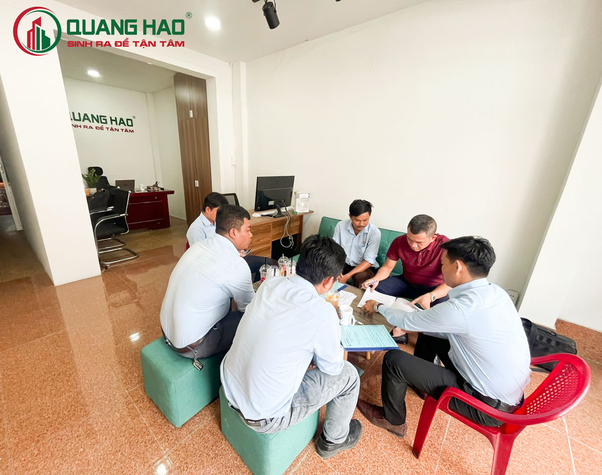 Xây Dựng Quang Hào ký hợp đồng xây mới nhà ở Anh Đạt Quận 2
