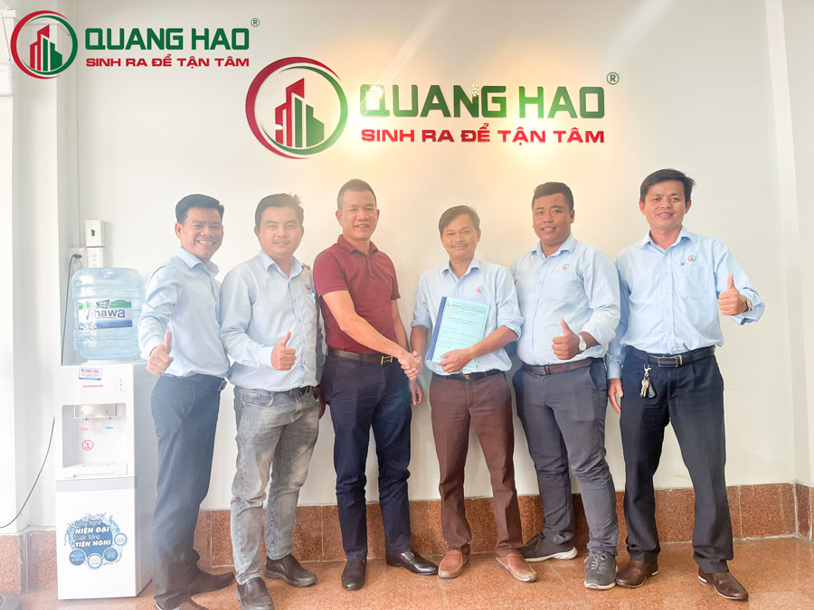 Xây Dựng Quang Hào ký hợp đồng xây mới nhà ở Anh Đạt Quận 2