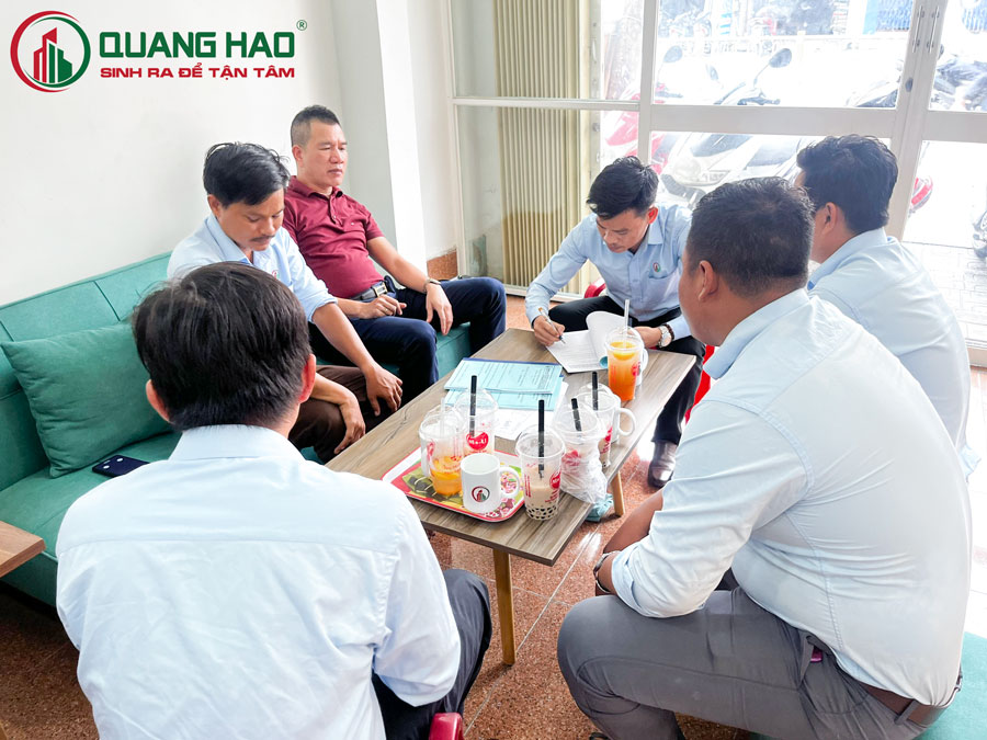 Xây Dựng Quang Hào ký hợp đồng xây mới nhà ở Anh Đạt Quận 2