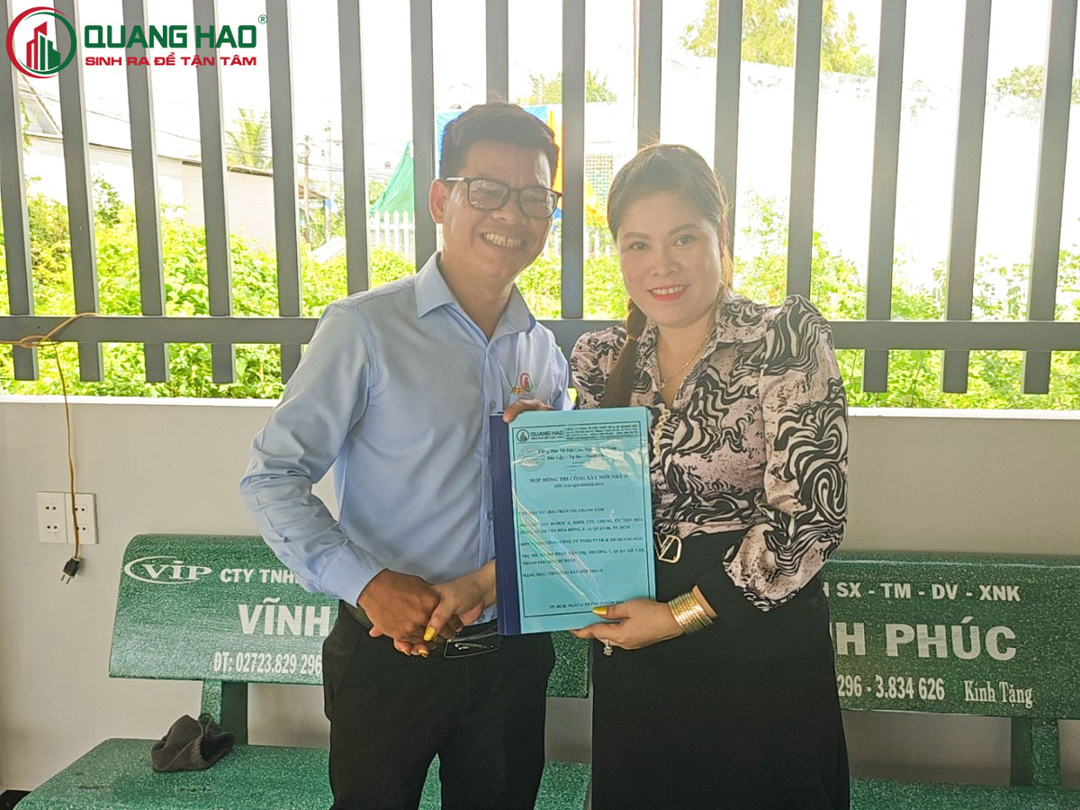 Ký kết hợp đồng thi công xây nhà Chị Tâm tại Long An