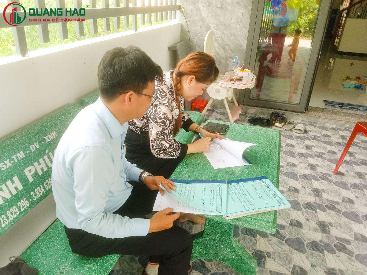 Ký kết hợp đồng thi công xây nhà Chị Tâm tại Long An