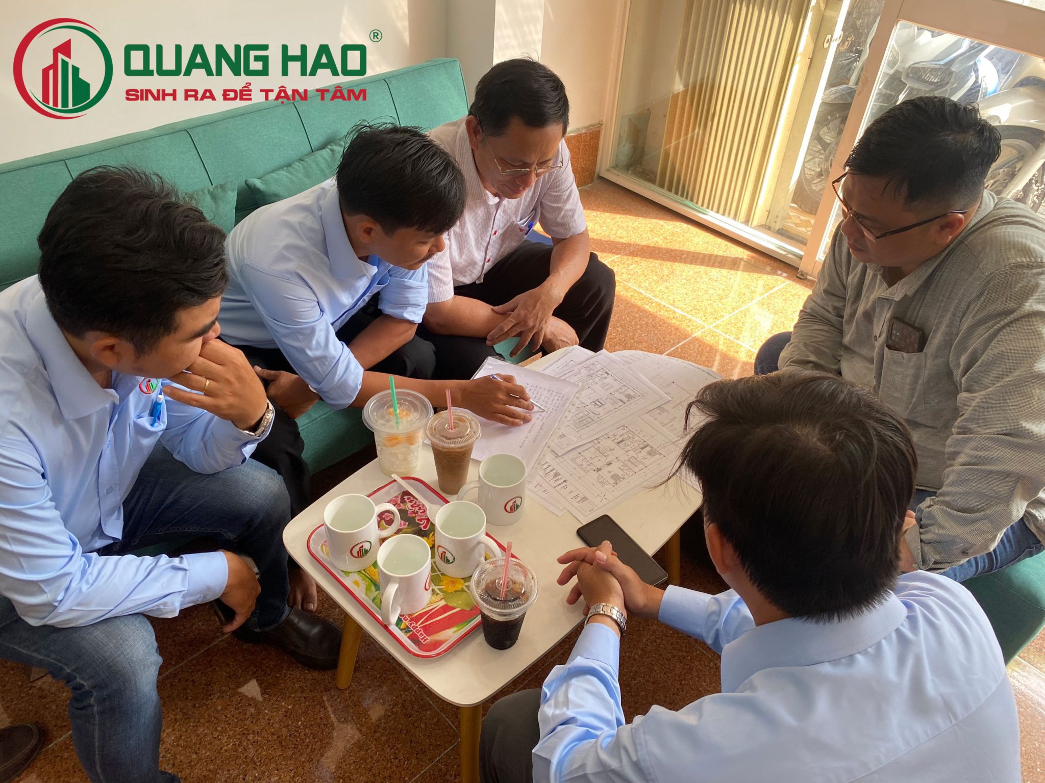 Xây Dựng Quang Hào tư vấn xây dựng biệt thự nhà Anh Danh tại Huyện Hóc Môn