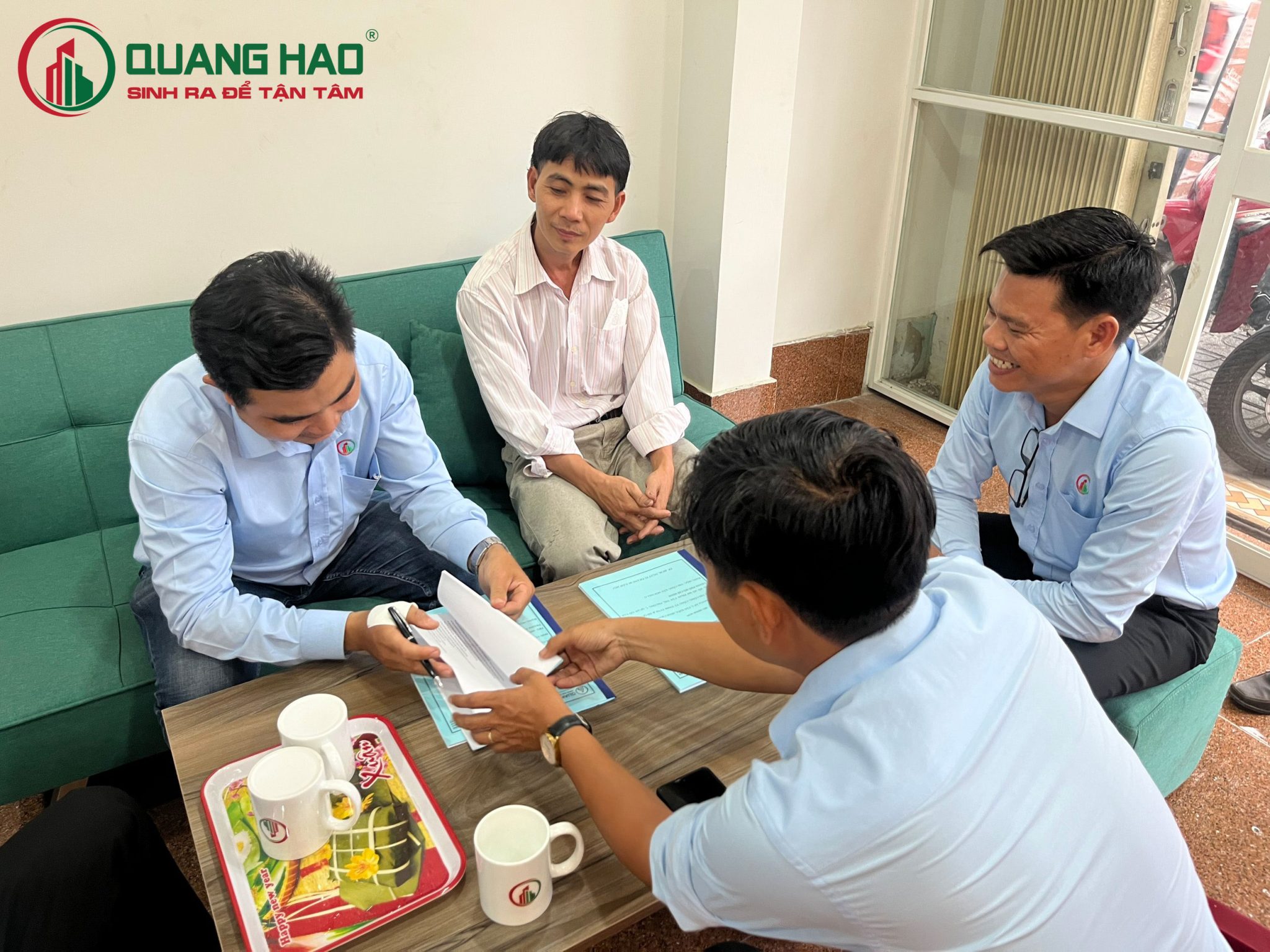Xây Dựng Quang Hào ký hợp đồng xây mới nhà ở Anh Sơn tại Huyện Bình Chánh