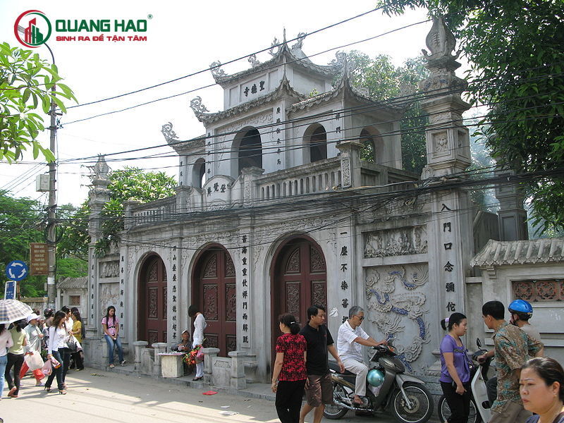 Phong thủy nhà gần chùa thường không tốt vì có quá nhiều âm khí và đông người qua lại